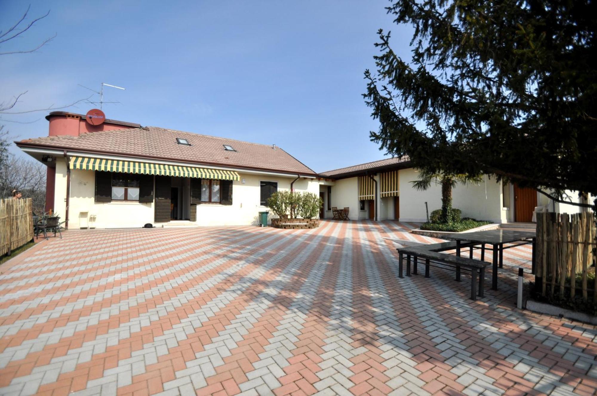 Agriturismo & Agricamping Serena Pastrengo Værelse billede